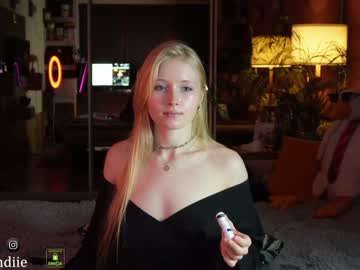cosplay cam girl bestblondiiecb image #5788446