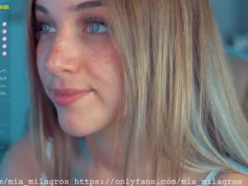 webcam girl mia_milagros capture image #981182