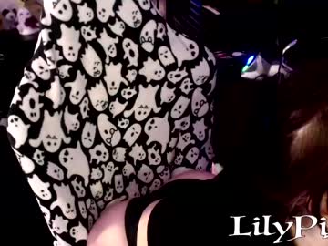 cosplay cam girl lilypixel image #3484436