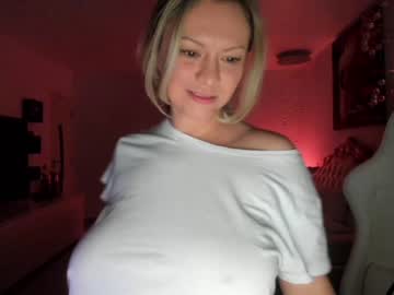 webcam girl kiradivine capture image #1771076