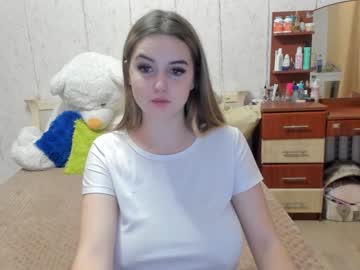 cosplay cam girl emmika_ image #2775523