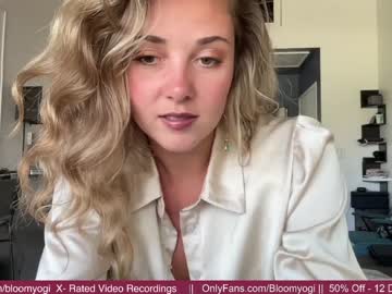 cosplay cam girl bloomyogi image #4769851