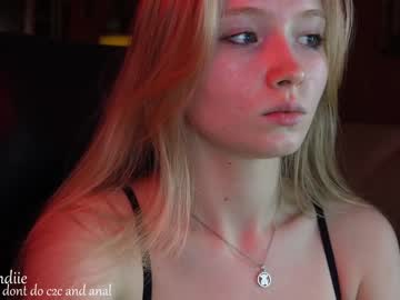 cosplay cam girl bestblondiiecb image #3867886