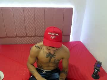Cam for strikingandy