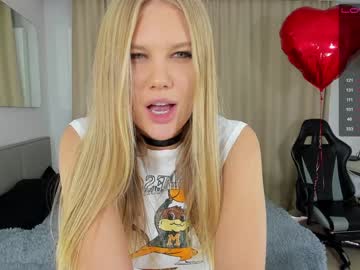 webcam girl alice_n_wooderland capture image #1872639