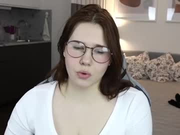 webcam girl girl_u_never_met capture image #2132989