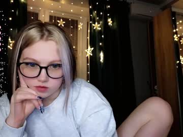 cosplay cam girl small_blondee image #6128201