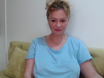 webcam girl kiradivine capture image #2813844