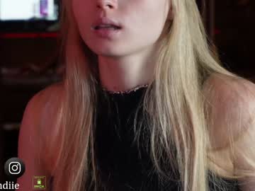 cosplay cam girl bestblondiiecb image #5709209