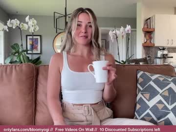 cosplay cam girl bloomyogi image #1983341