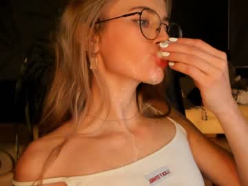 cosplay cam girl linellali image #2899756