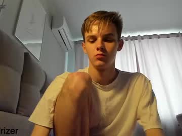 cosplay cam man horny_jerk_roy_prick2001 image #1778413