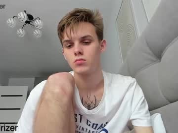 cosplay cam man horny_jerk_roy_prick2001 image #1872554