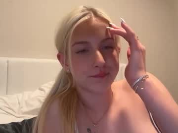Cam for cassiemaee