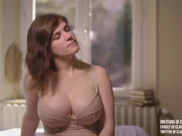 cosplay cam girl claire_moulin image #1334380