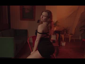 webcam girl chillwithkira capture image #2087467