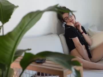 cosplay cam girl lizmreow image #1029870
