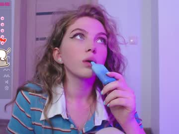 cosplay cam girl small_blondee image #3095733