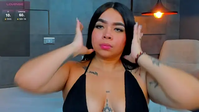 Stripchat sex cam NikoleEvanss