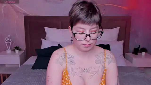 Stripchat sex cam AliceMisora